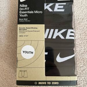 Nike Boys dri fit size youth xl - 3 pack. 🆕